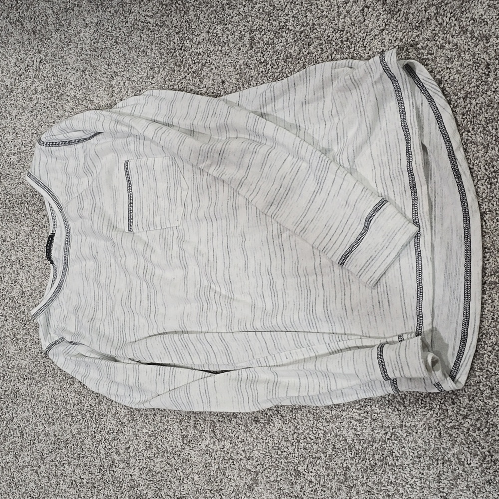 Lightweight long sleeve